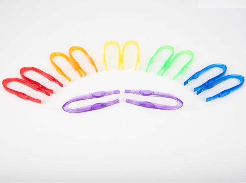 Pinzas de colores translúcidos