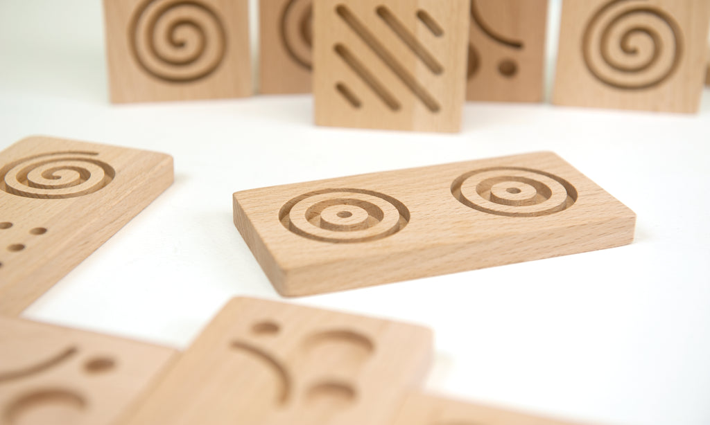 Dòmino sensorial/ Sensory Domino 